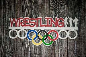 Деревянный держатель для спортивных медалей Wrestling (Борьба)