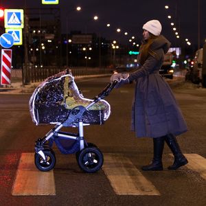 Дождевик на коляску универсальный с окошком и светоотражателем по периметру, ПВХ, Roxy Kids